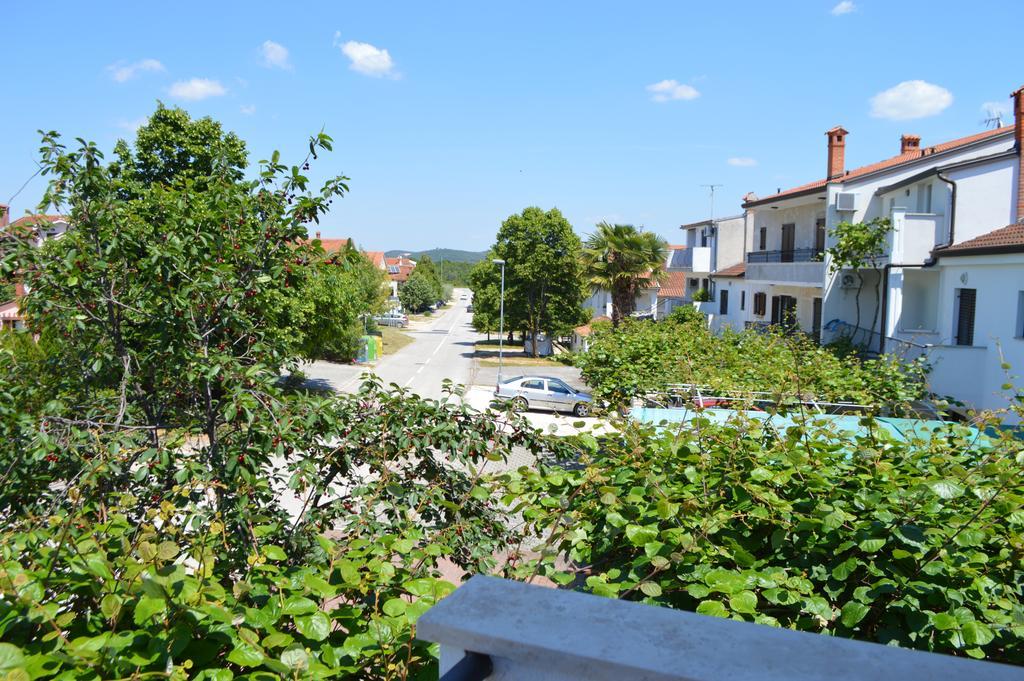Apartment Bozac Rovinj Luaran gambar